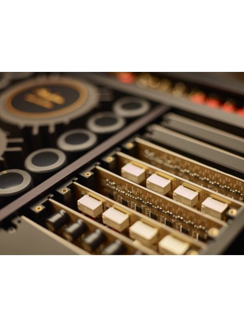 Accuphase C-3900S Referencia sztereó előerősítő