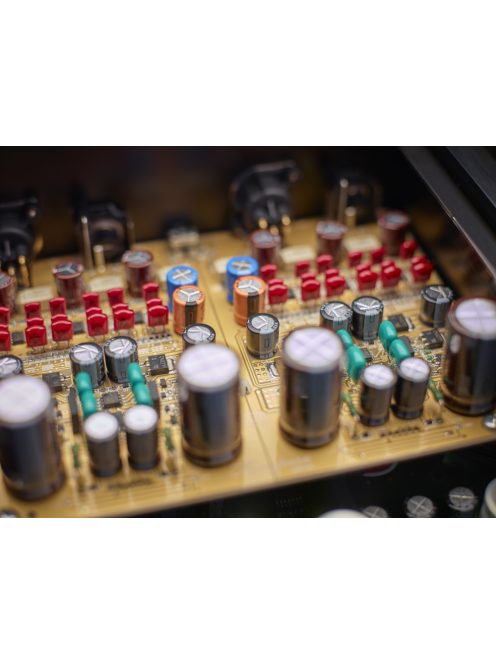 Accuphase DC-1000 referencia MDSD DAC konverter