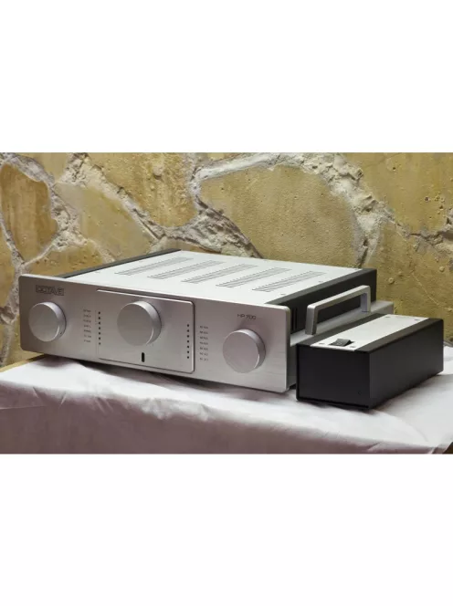 OCTAVE HP700 SE High-End elektroncsöves előerősítő