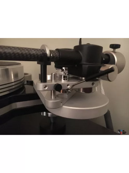 VPI Avanger Prémium high-end analóg lemezjátszó