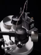 VPI Avanger Prémium high-end analóg lemezjátszó