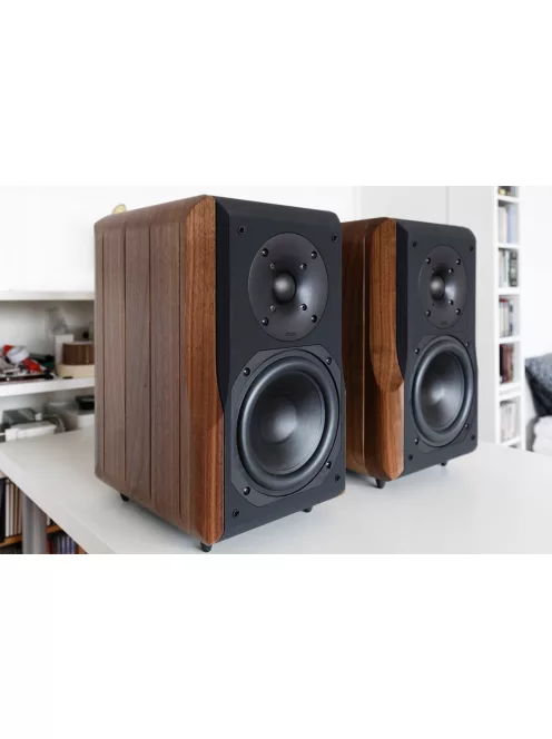 Chario DELPHINUS MK2 audiophile állványos hangfal