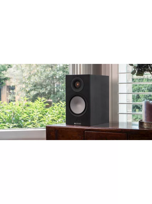 Monitor Audio Bronze 50 7G állványos / polc hangfal
