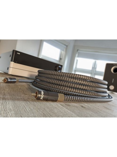 RiCable Magnus audiophile Mélysugárzó RCA kábel - 10m